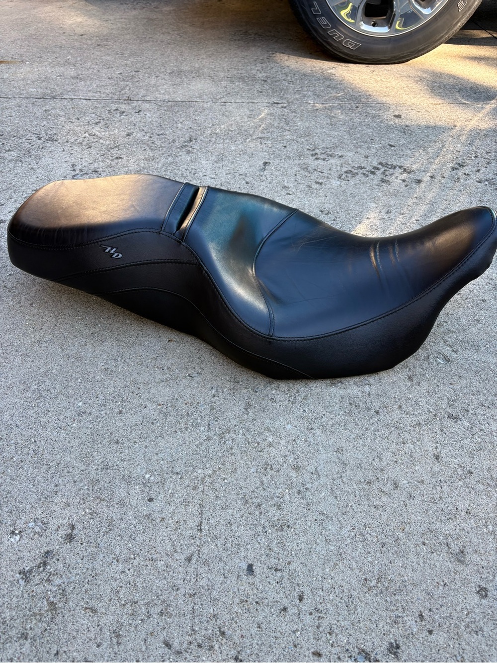 Harley Davidson Low Profile Leather Bucket Motorcycle Seat